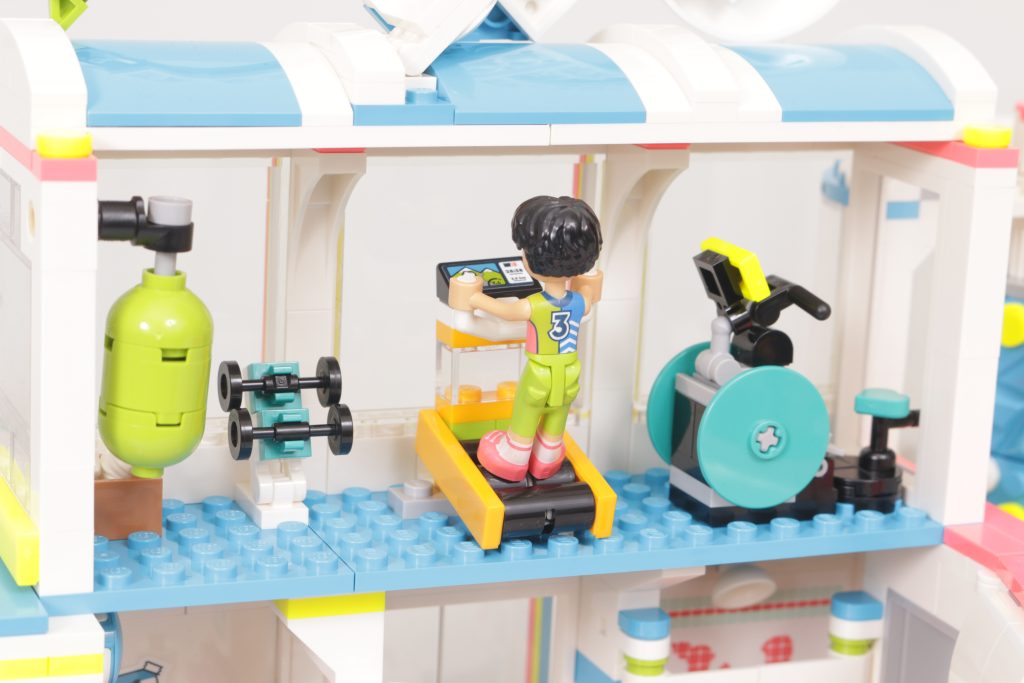 LEGO Friends 41744 Sports Center review 8 1024x683