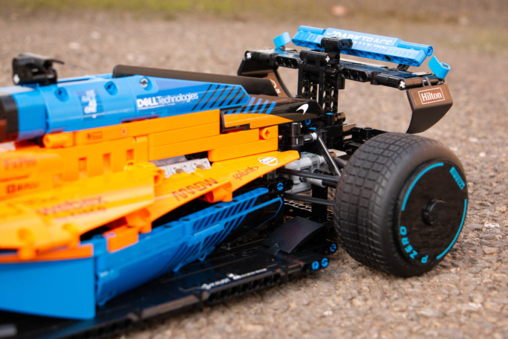LEGO Technic 42141 McLaren Formula 1 Race Car review 25 1024x683