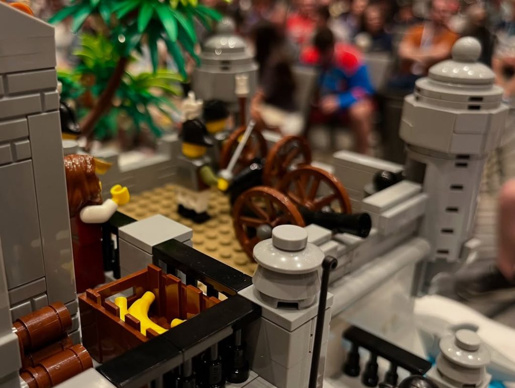 LONDONBRIDGEBRICKS BrickLink Designer Program Series 8 Coconut Cape 3 1024x772