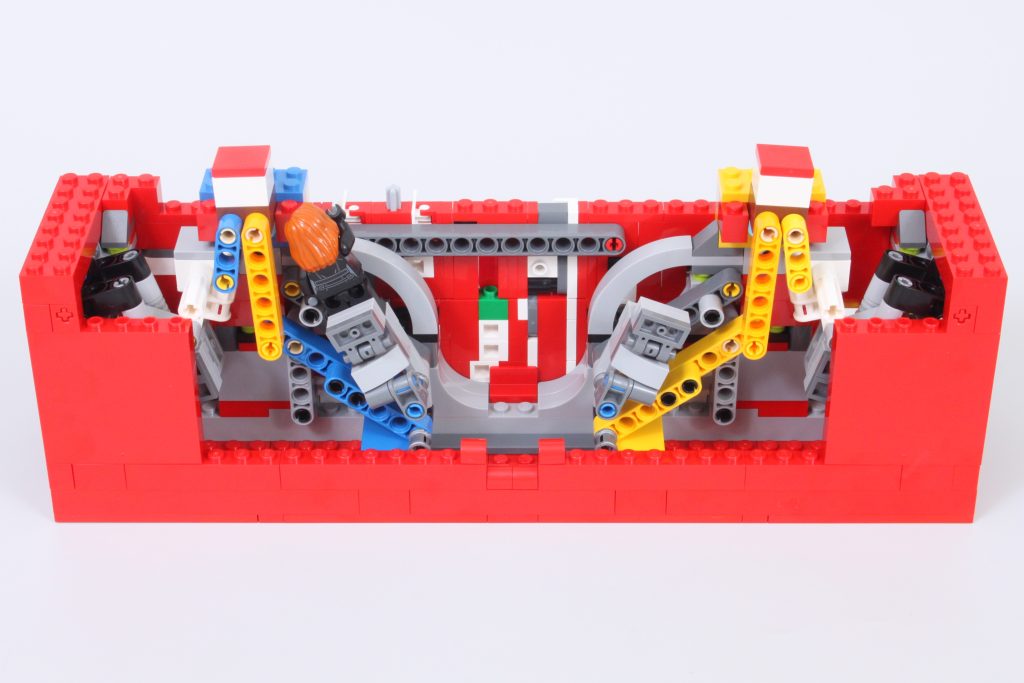 lego marvel 76313 marvel logo review 31 1024x683