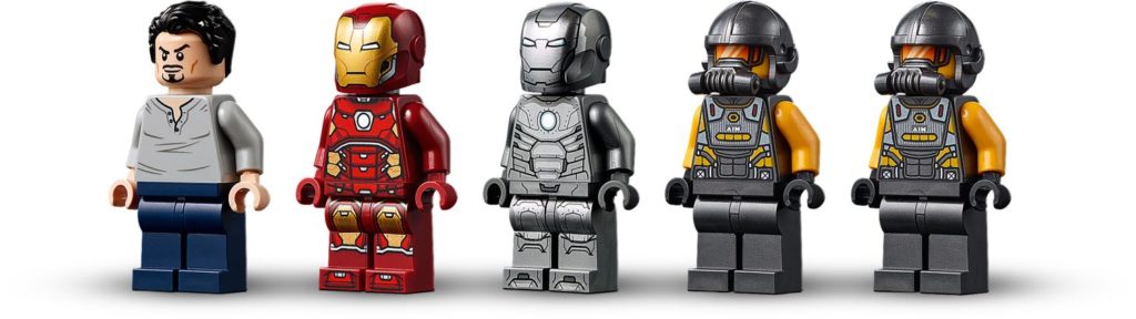 LEGO Marvel 76125 Hall of Armor 4