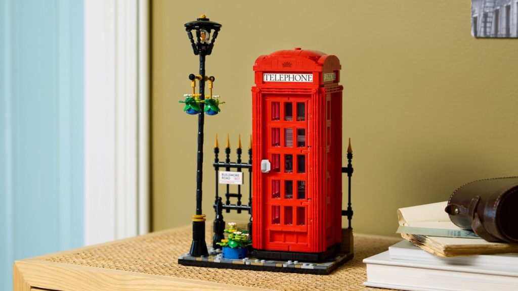 LEGO Ideas 21347 red london telephone box lifestyle featured 1 1024x576
