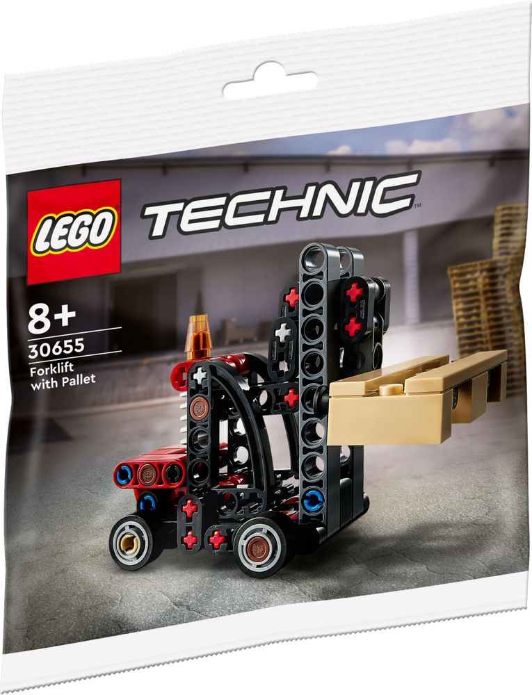 30655 Forklift with Pallet 1