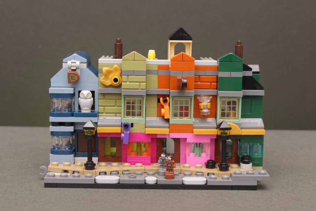 LEGO Harry Potter 76444 Diagon Alley Wizarding Shops review 44 1024x683