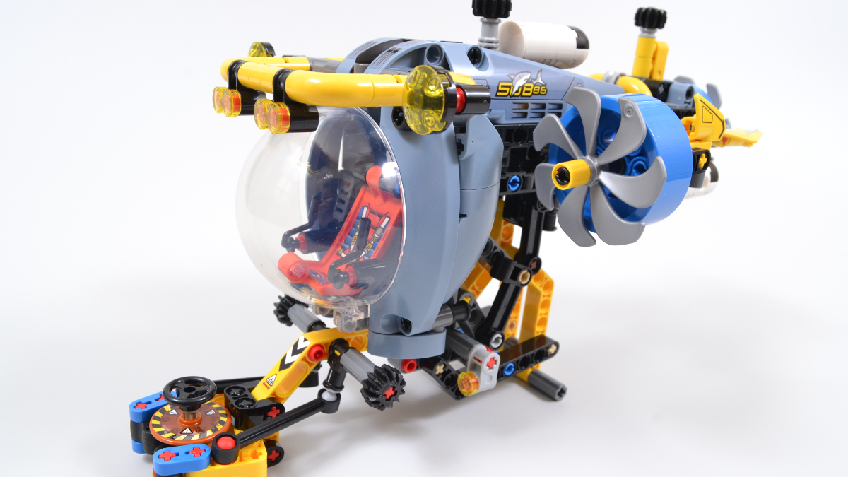LEGO Technic 42201 Deep-Sea Research Submarine review