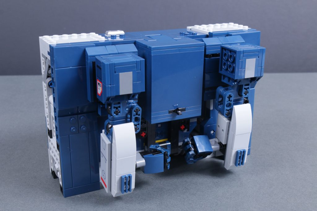 LEGO Icons Transformers 10358 Soundwave review 49 1024x683